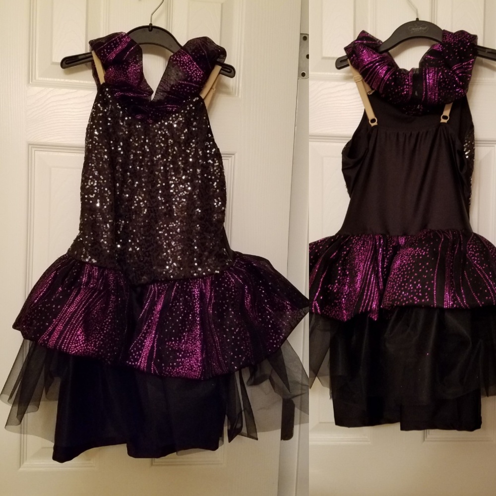 Girls costume